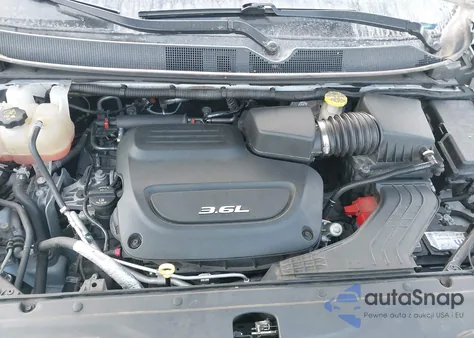 2018 Chrysler Pacifica Lx из США, поврежденный, VIN 2C4RC1CG1JR171232